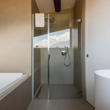 Maison Du Appartamento Limone sul Garda